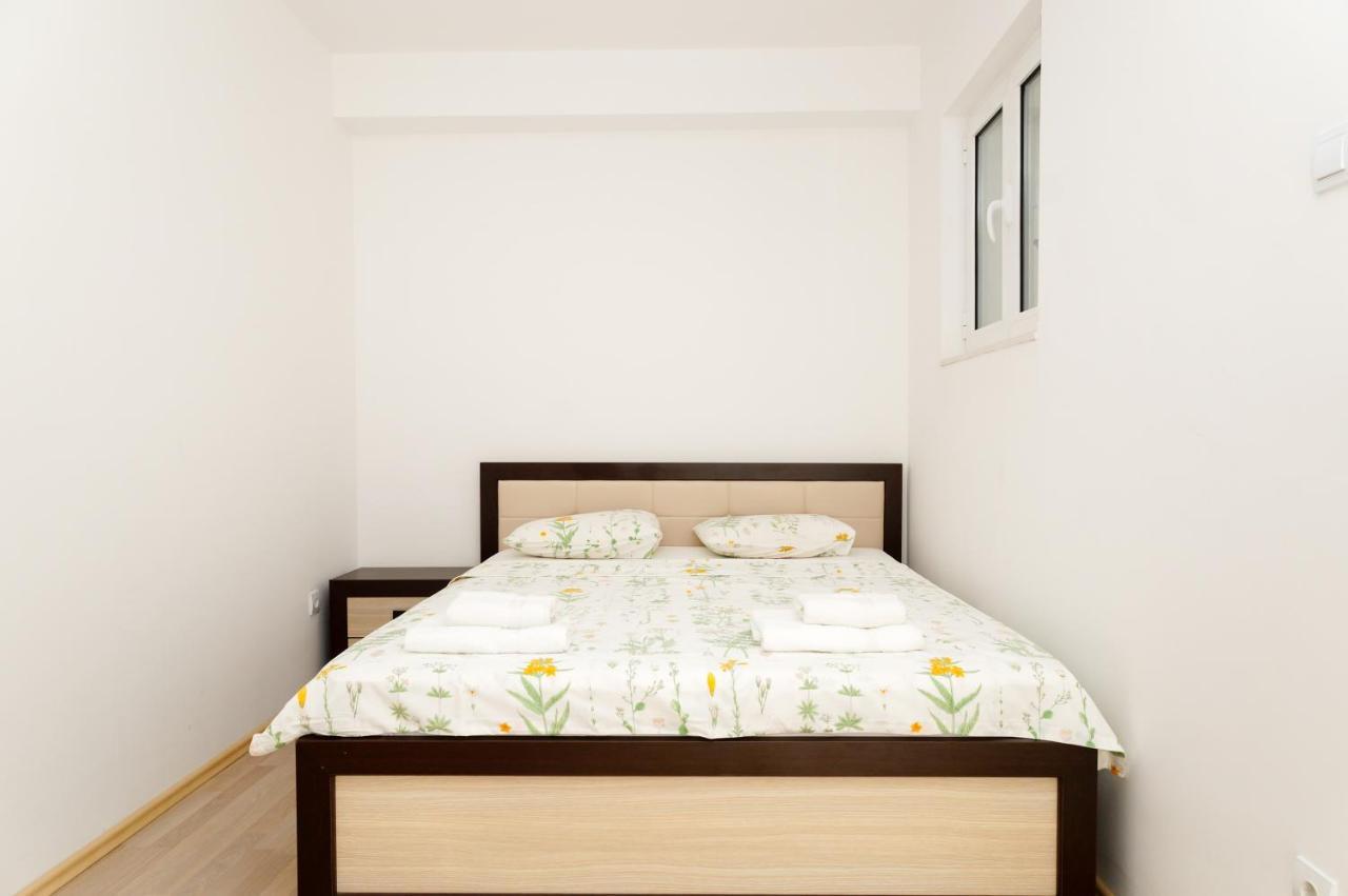 Apartments Apple Cat Montenegro Ko ビエラ エクステリア 写真