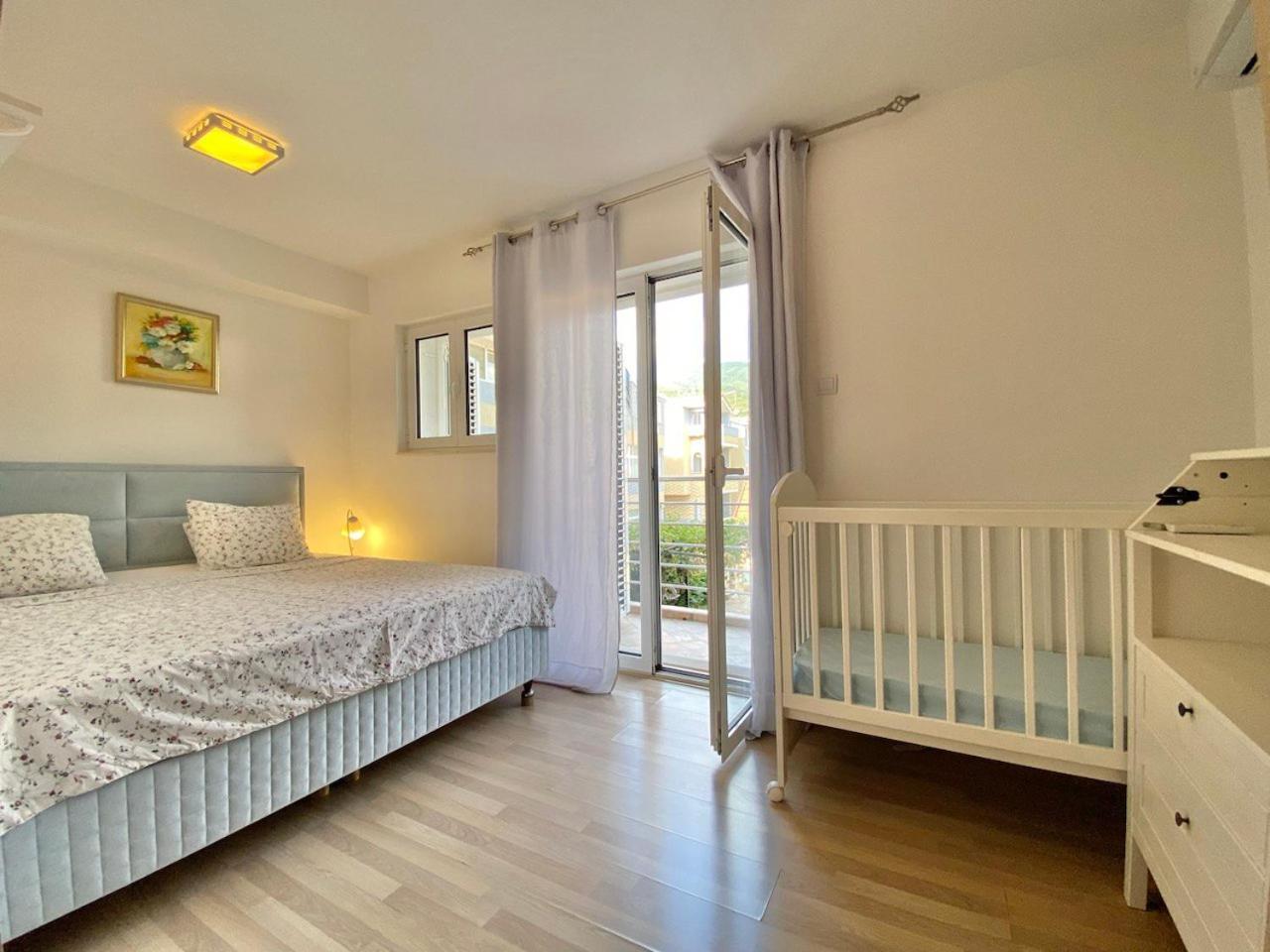 Apartments Apple Cat Montenegro Ko ビエラ エクステリア 写真