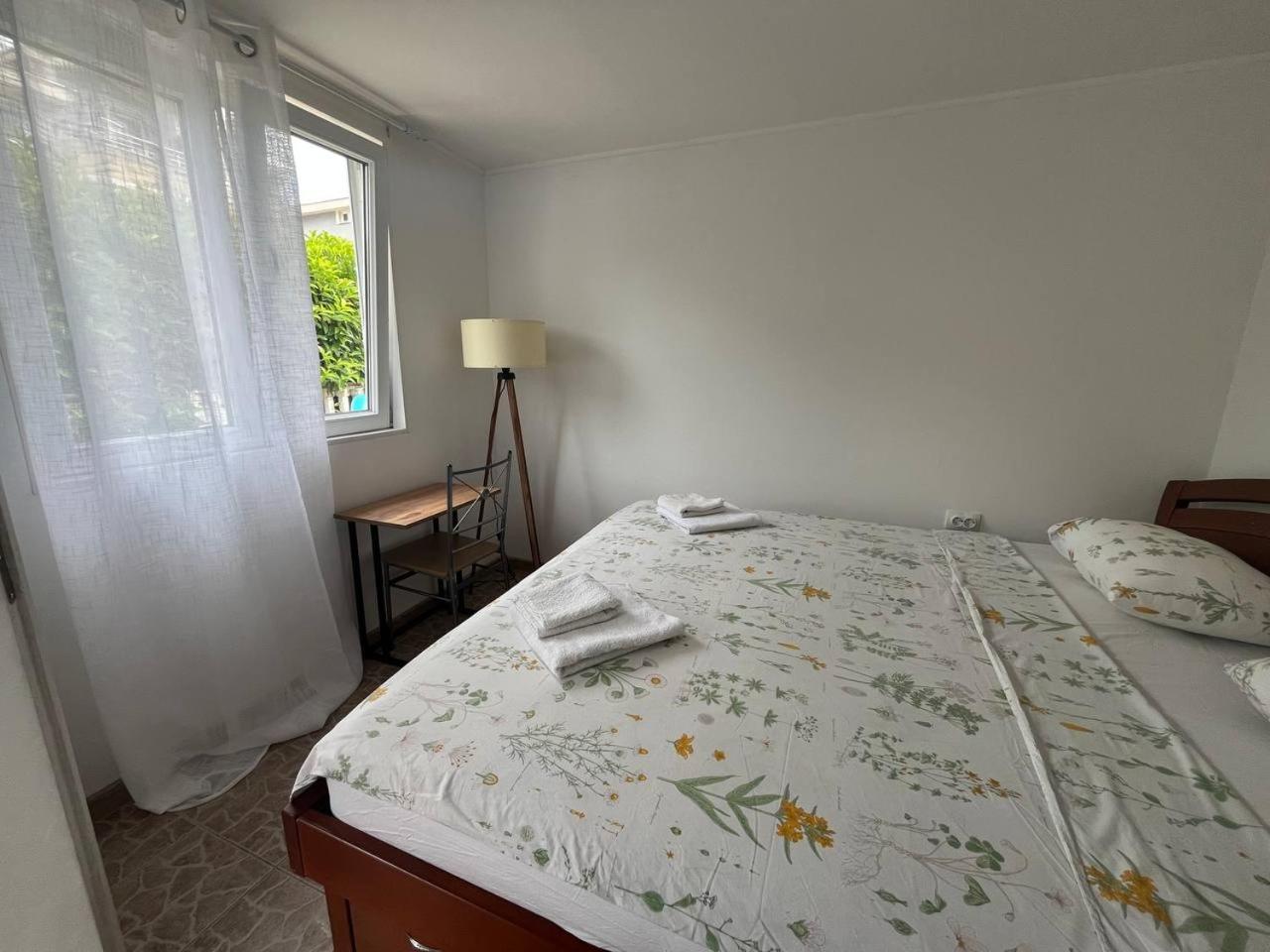 Apartments Apple Cat Montenegro Ko ビエラ エクステリア 写真