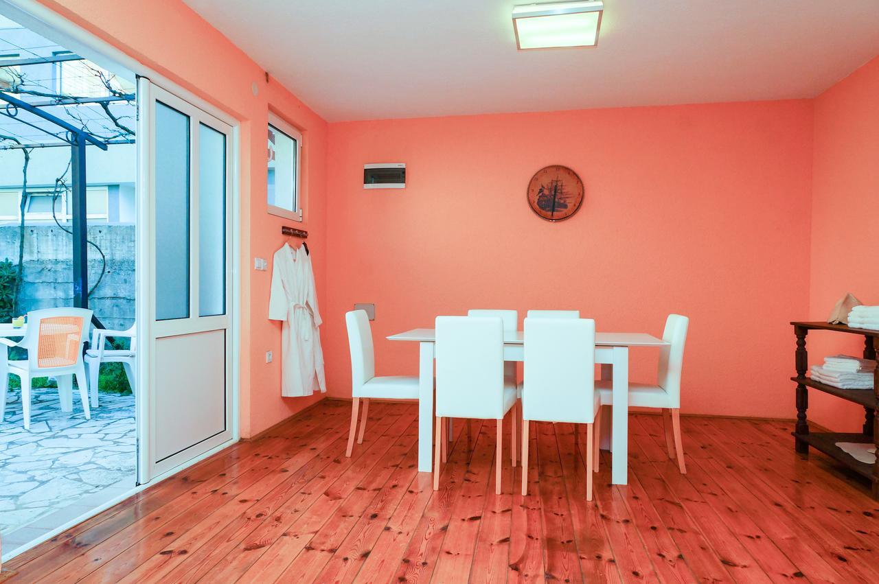 Apartments Apple Cat Montenegro Ko ビエラ エクステリア 写真