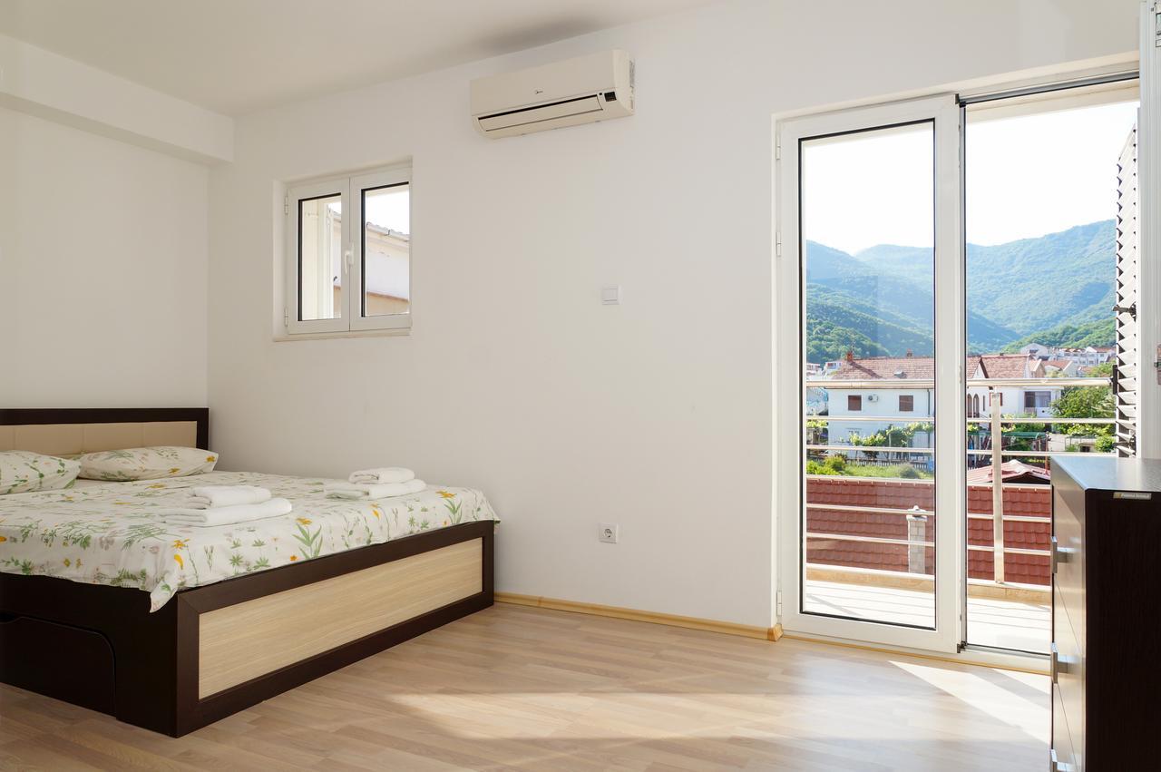 Apartments Apple Cat Montenegro Ko ビエラ エクステリア 写真