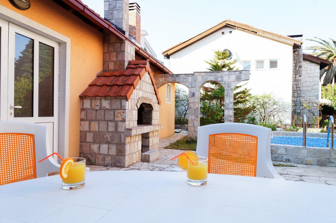 Apartments Apple Cat Montenegro Ko ビエラ エクステリア 写真